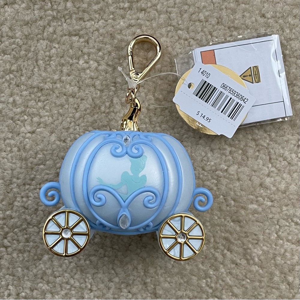 Bath & Body Works Disney Princess Cinderella’s Carriage PocketBac Holder - Picture 3 of 16